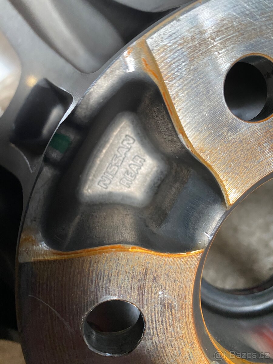 2x zadní Alu kola Nissan GT-R R35 20" 5x114.3 - 5