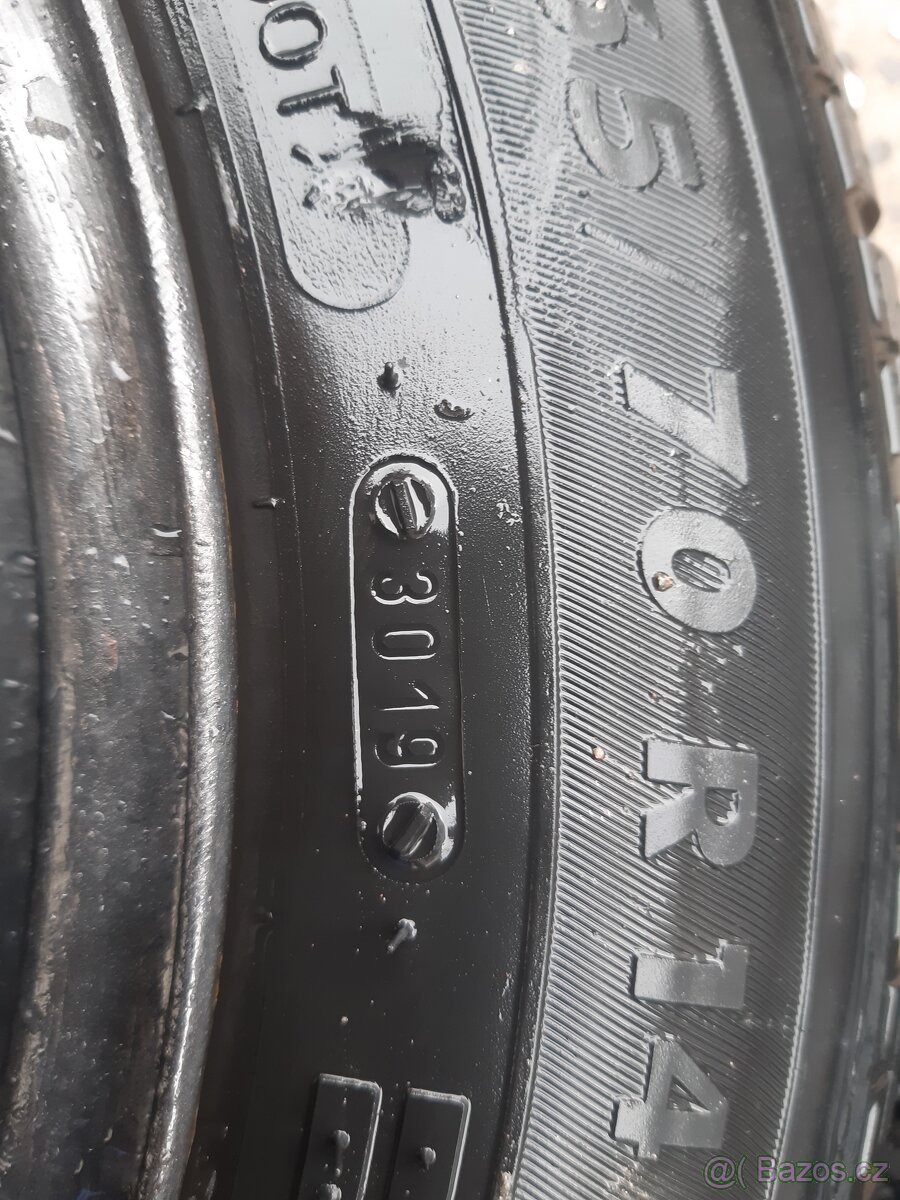 Zimni pneu 165x70x14" a celoroční 175x65x14" disky 5x100 Š - 5