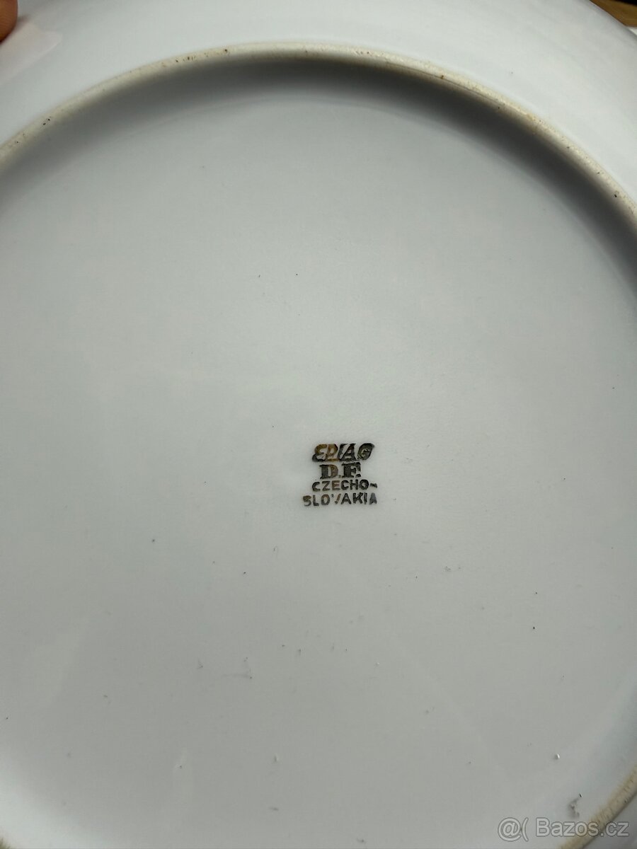 🩵 Sada porcelánových talířů JEDNOTA – 8 ks 🩵 - 5