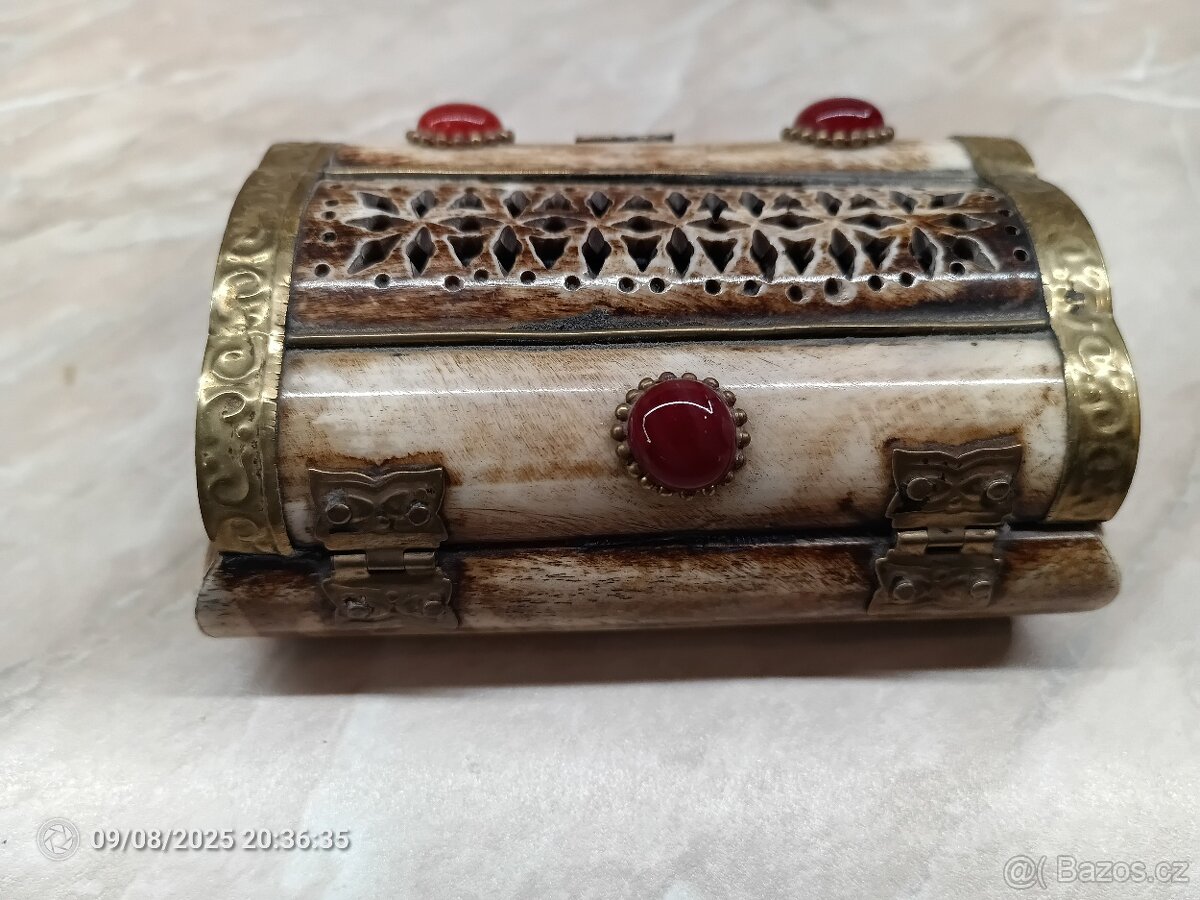 Šperkovnice kostěná - 5