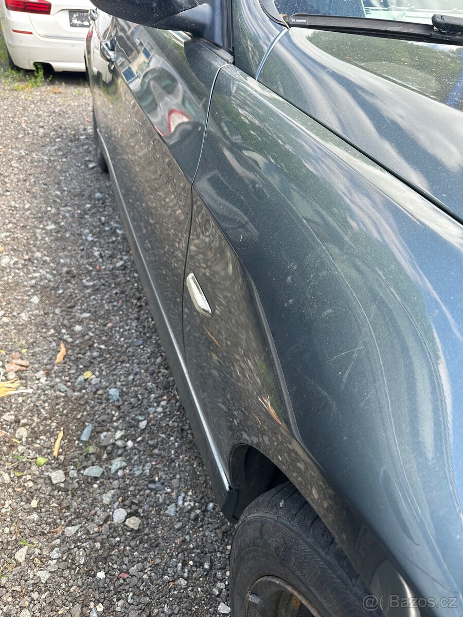 Bmw e90 blatníky - 5