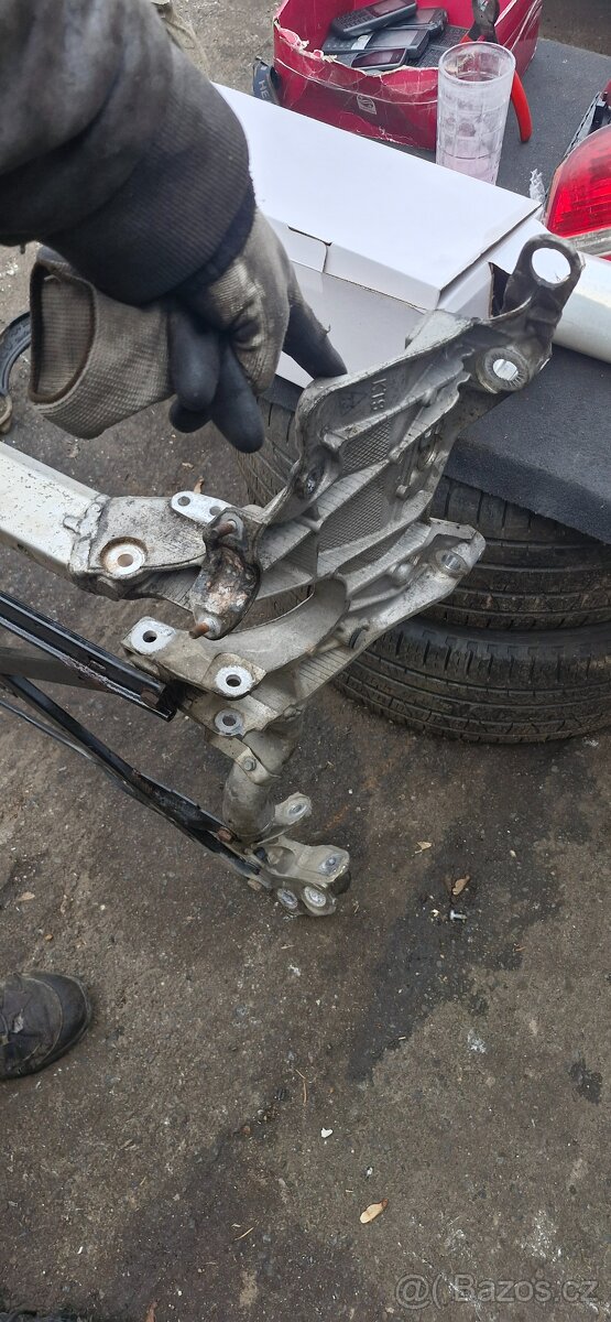 Predni napravnice Audi A4 B8 8K A5 8T - 5