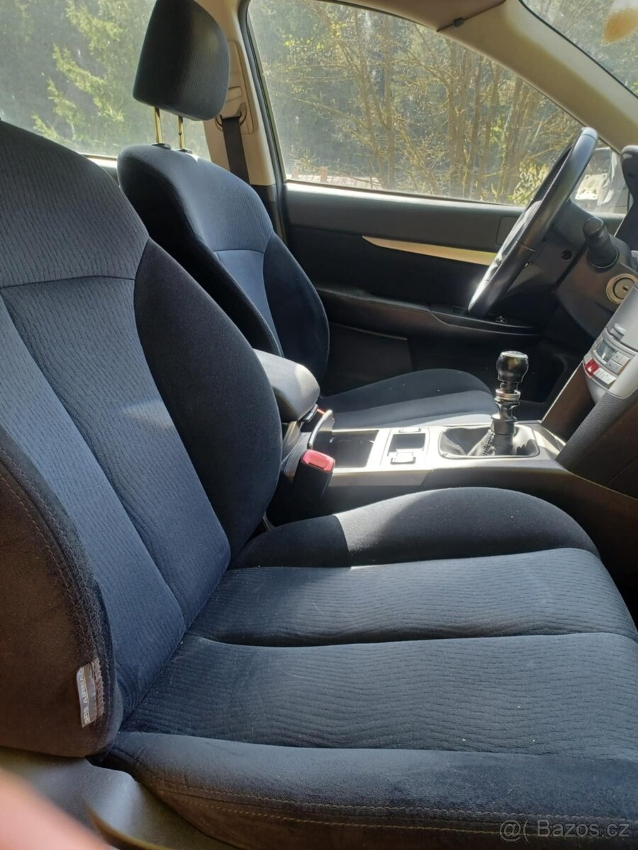 Rozpredám Subaru Outback 2.0D 110kw EE20 2010 - 5