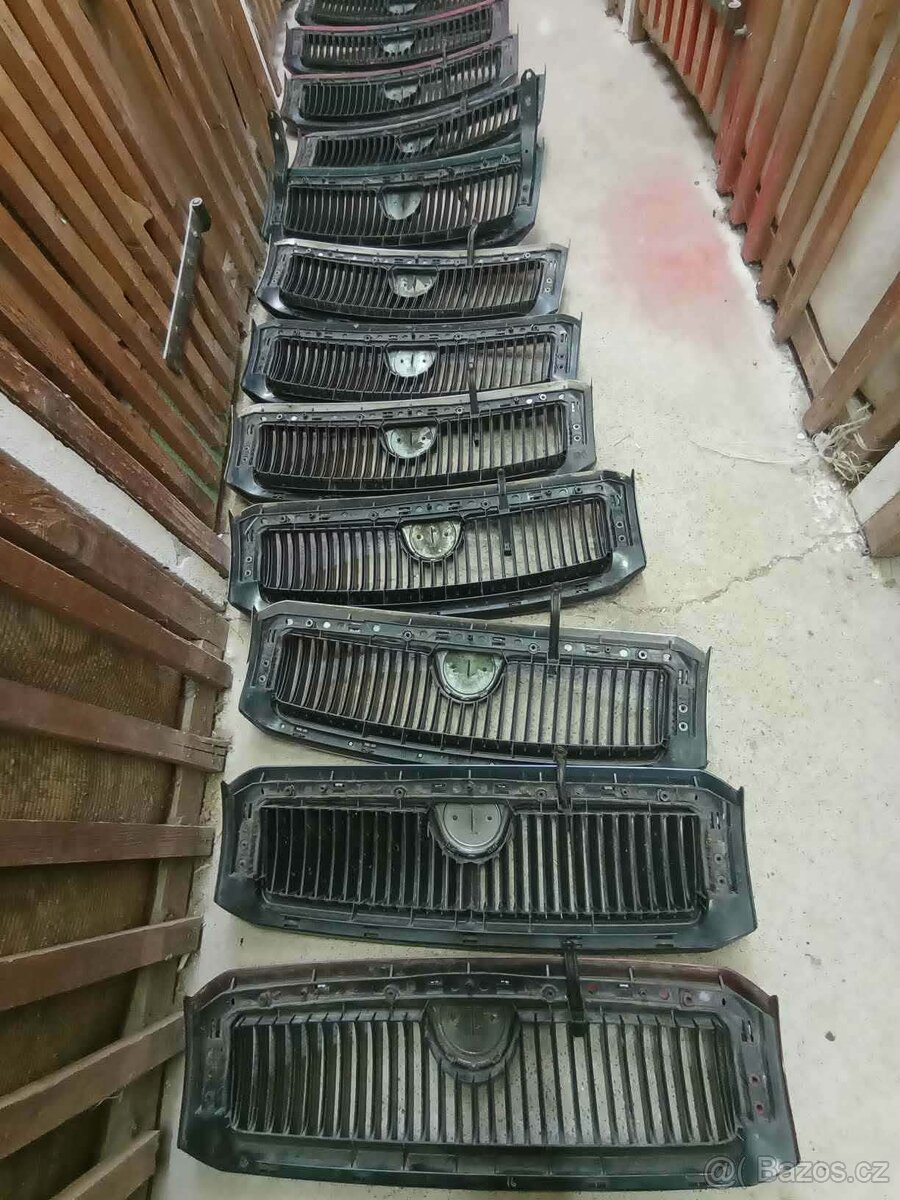 Škoda fabia maska cen 300 kč - 5