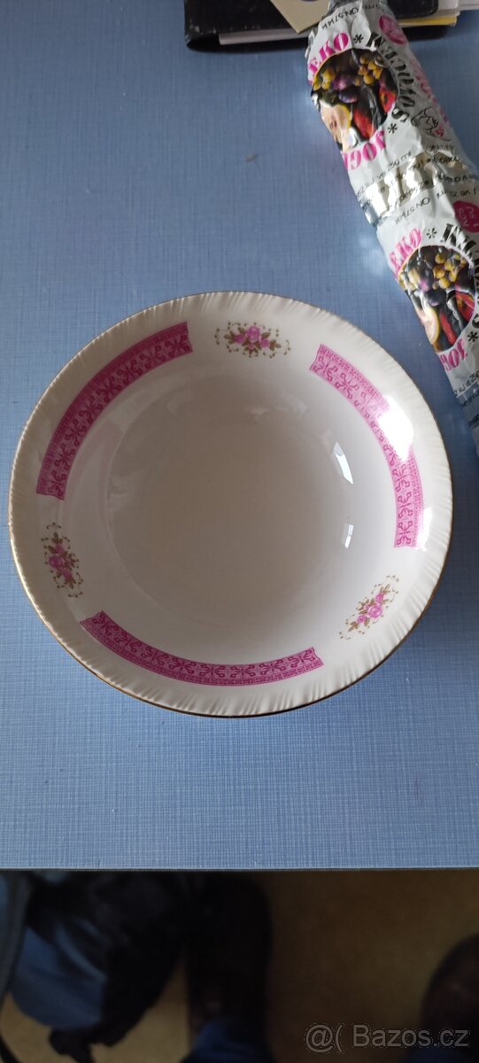 Jídelní souprava - 5