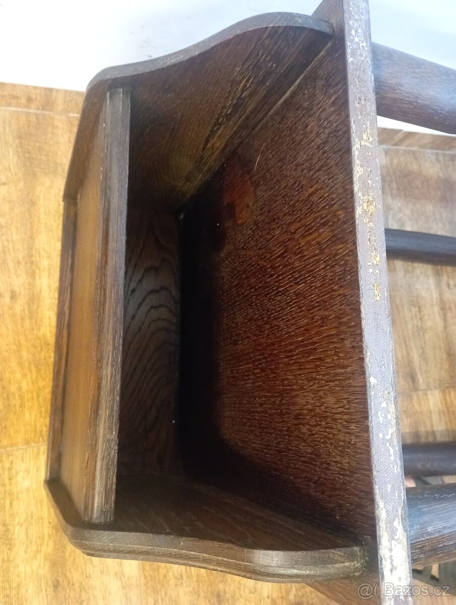 Stolek na telefon - 5