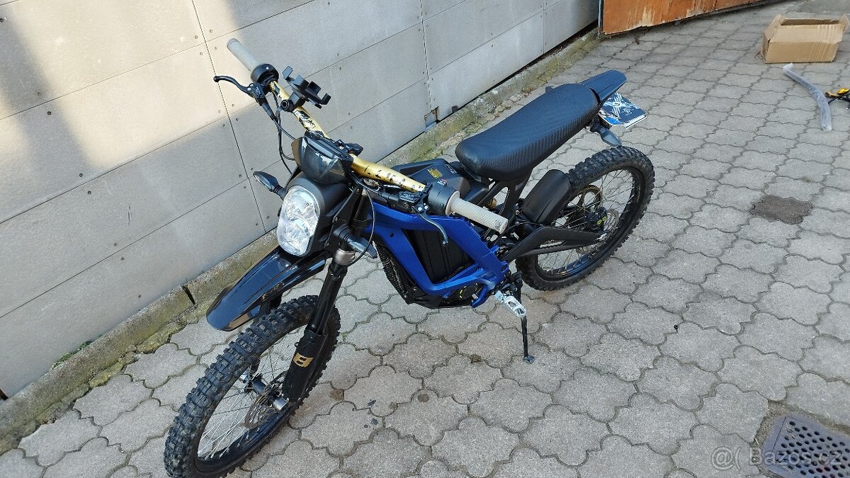 Sur-ron Light bee elektro motorka s SPZ