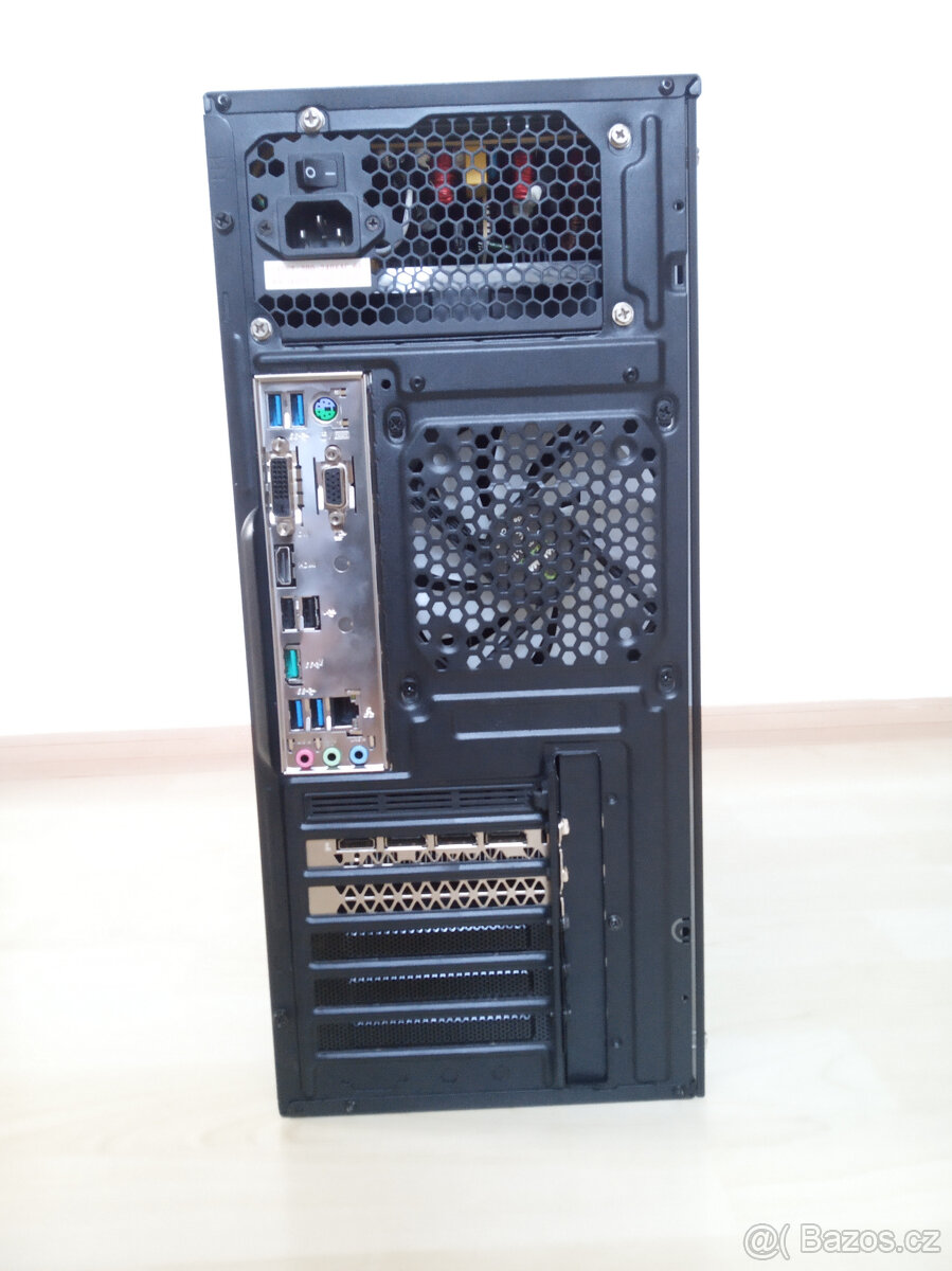 Herní počítač s RGB, Ryzen 5 1600, RX 580 8G, 256G SSD + HDD - 5