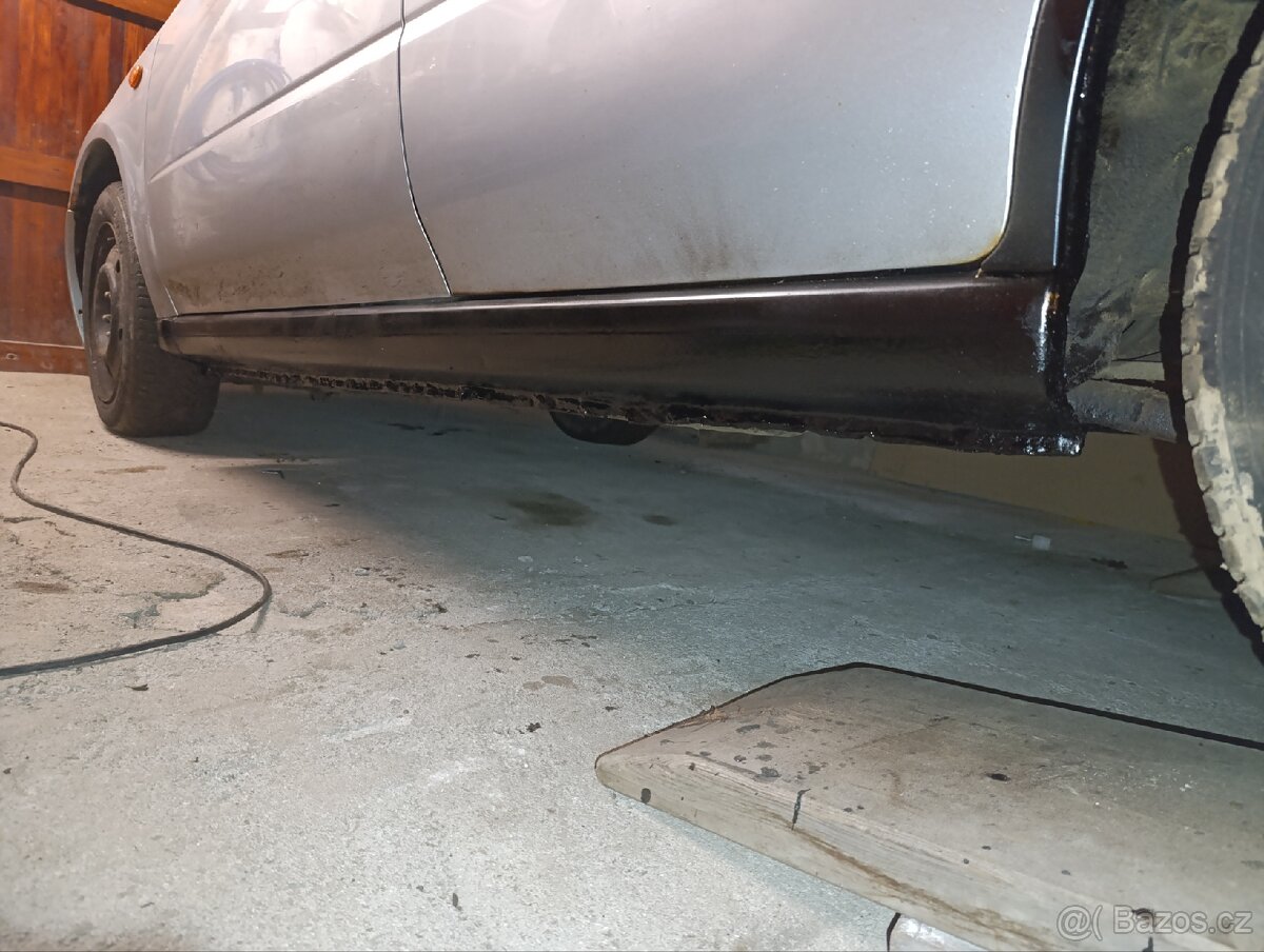 Subaru Impreza 1.6 TS 70 kw 4x4 - 5