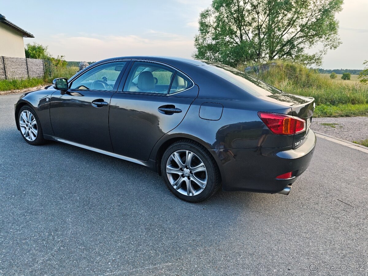 Lexus IS 250 Luxury - 5