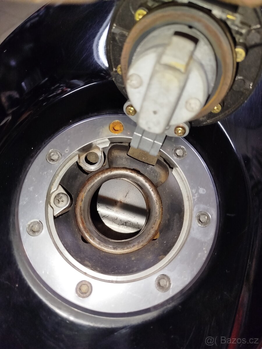 Kawasaki ZZR 1100 - 5