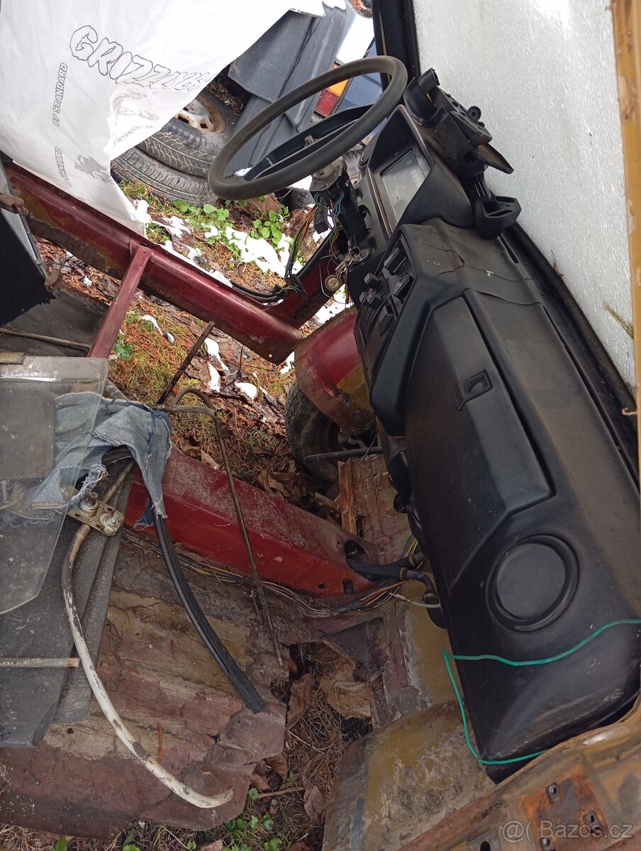 ŠKODA 120 náhradní díly - 5