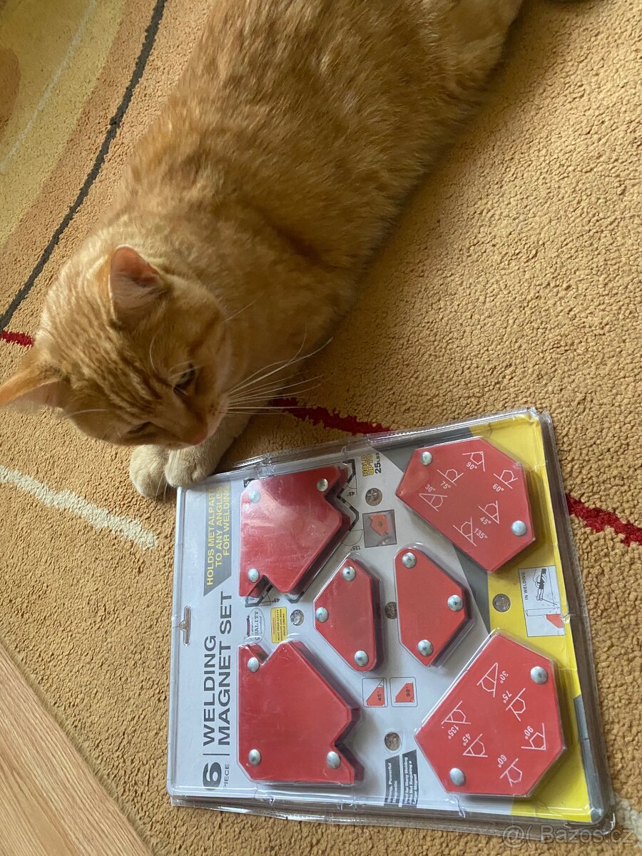 Magnetické držáky u výroby - 5