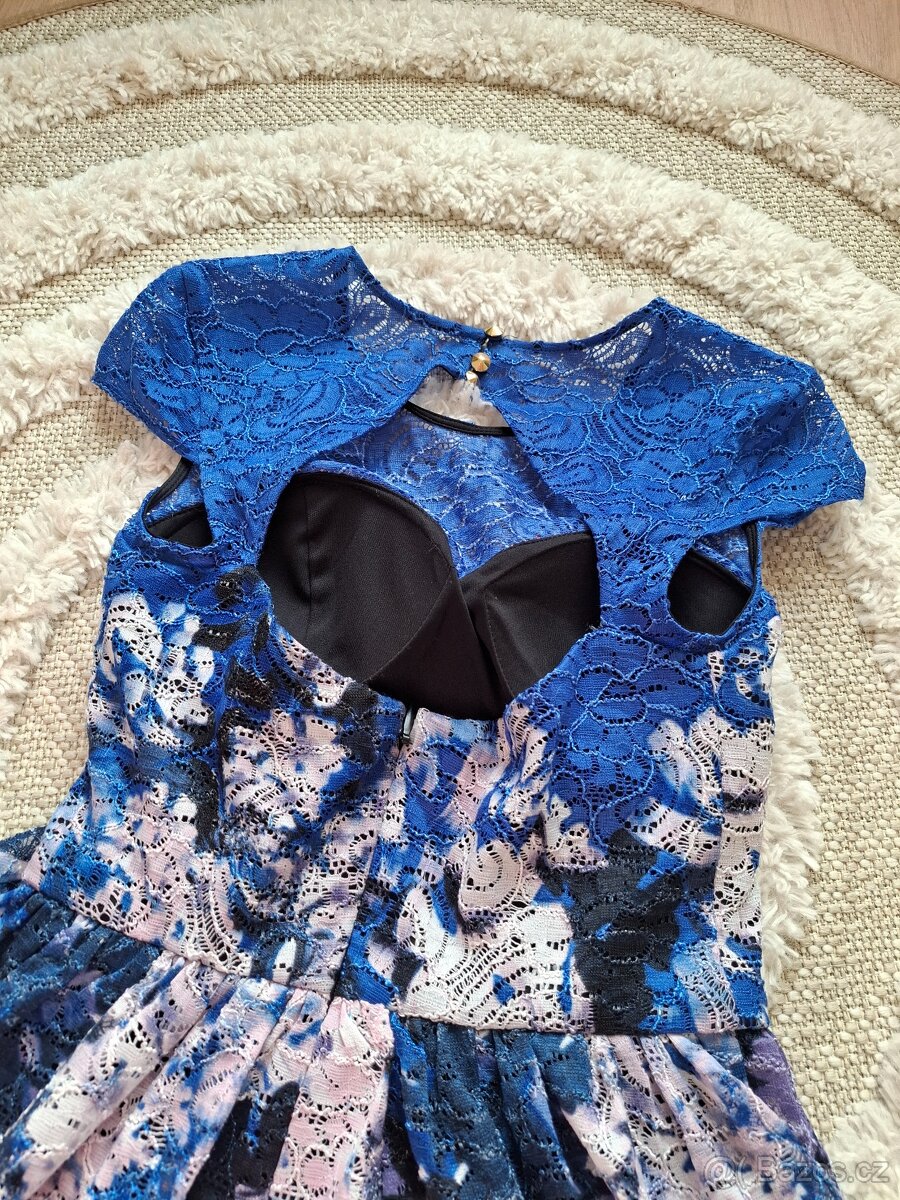 Modré šaty s krajkou Guess - 5