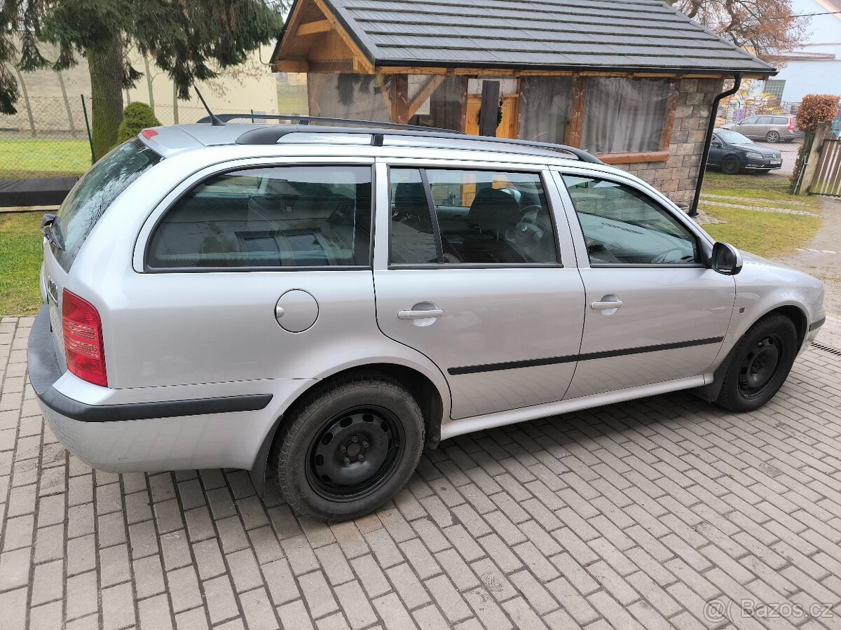 ŠKODA OCTAVIA 1.9 TDI, r.v. 2010, 1. MAJITELKA, VÝBORNÝ STAV - 5