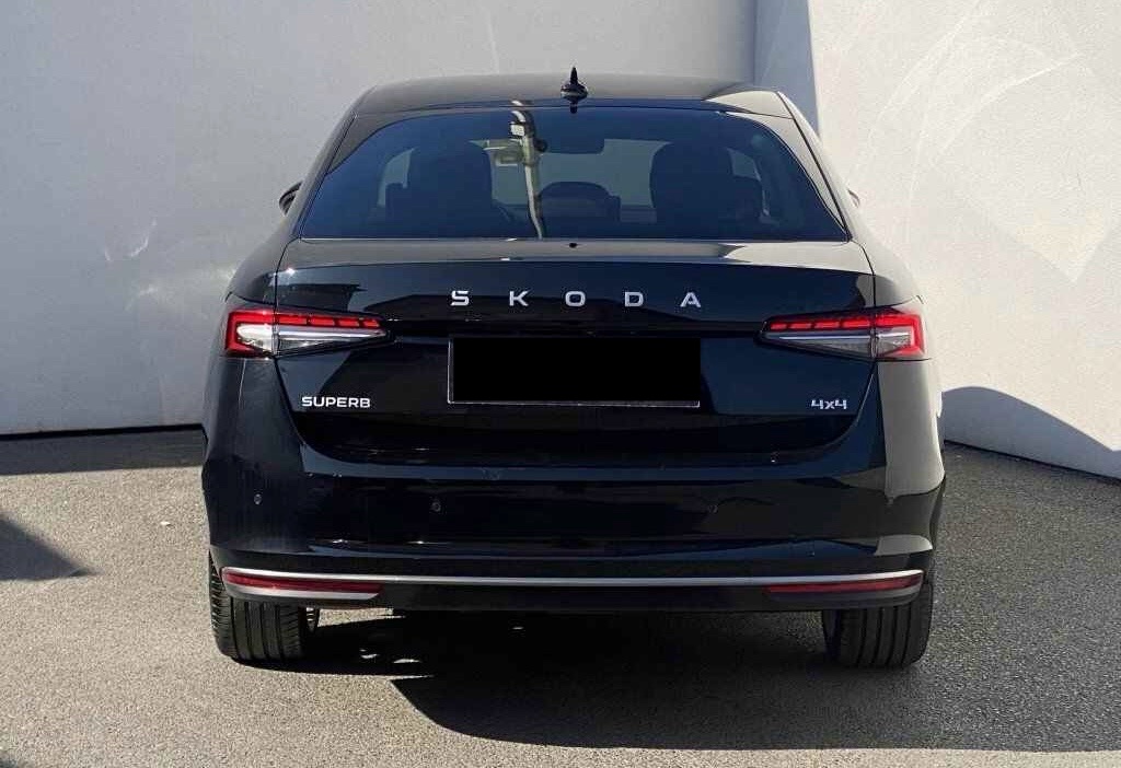 Škoda Superb, L&K, 4X4, Nez.top, MATRIX, Odpoč. DPH, 142 KW - 5