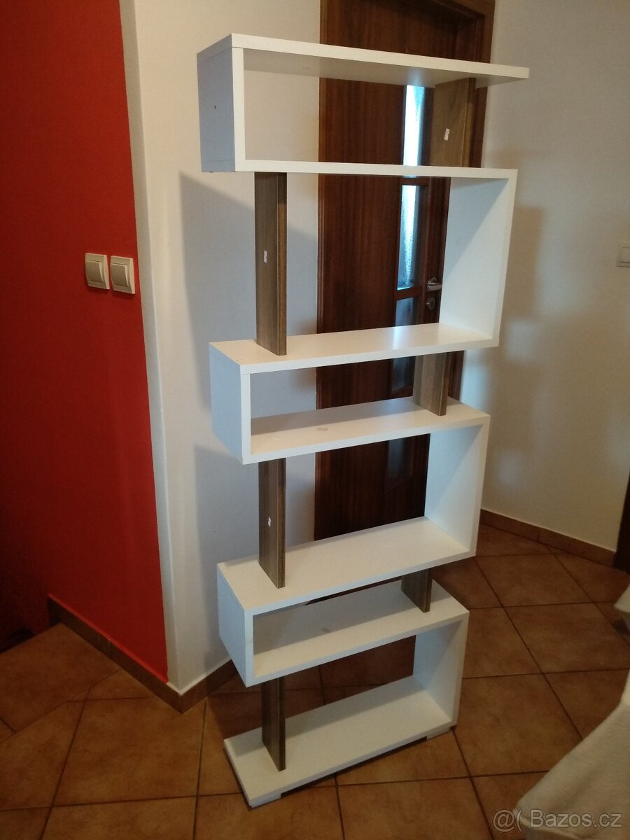 REGÁL - 5