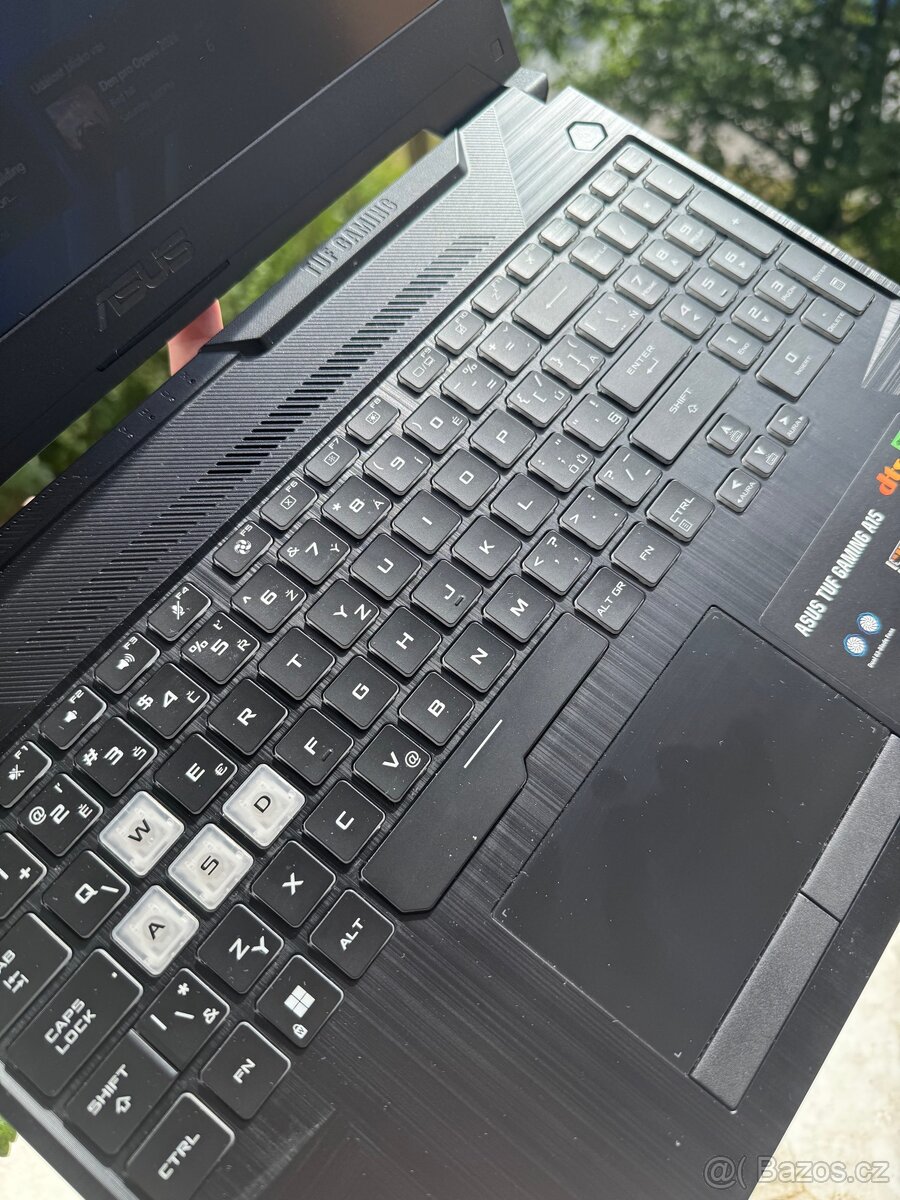 ASUS TUF Gaming A15 - 5