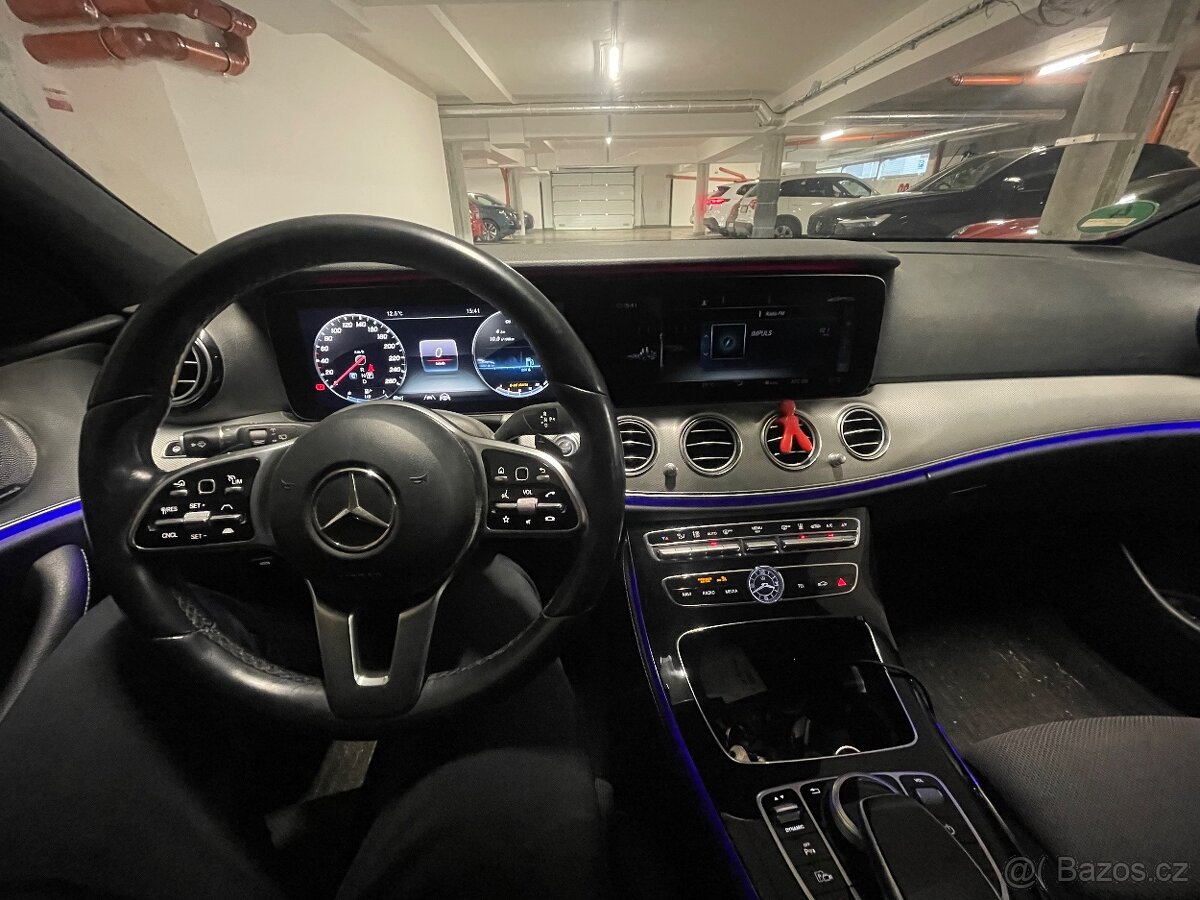 Mercedes-Benz E220 D 4matic 143kw 4x4 - 5