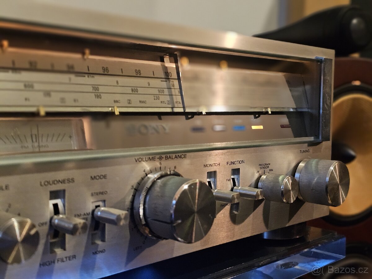 REZERVACE Překrásný receiver SONY, odservisovaný - 5