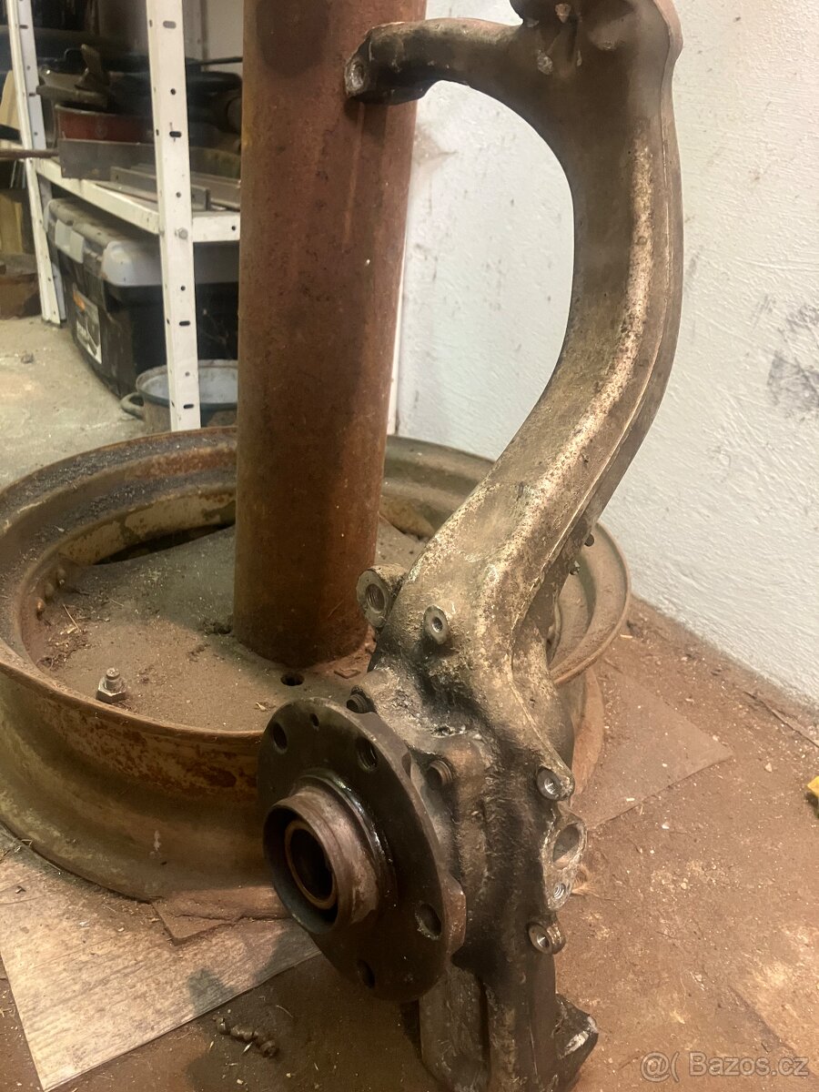 Přední Tehlice Audi a4 b7 - 5