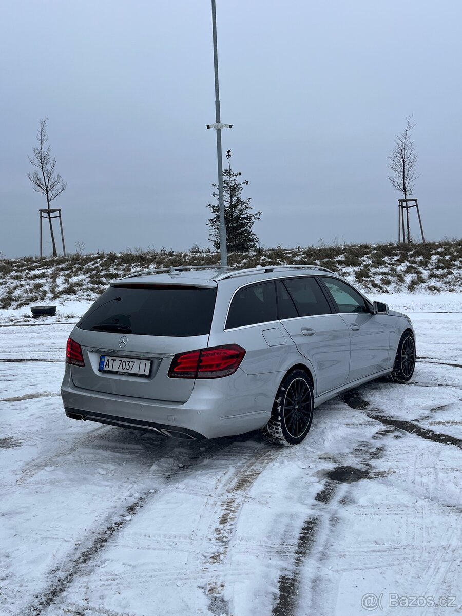 Mercedes-Benz W212 - 5