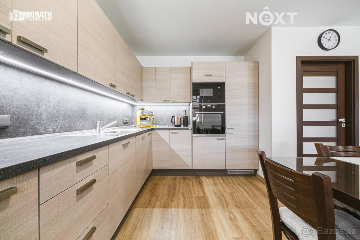 Prodej Rodinný dům, 220㎡ - 5