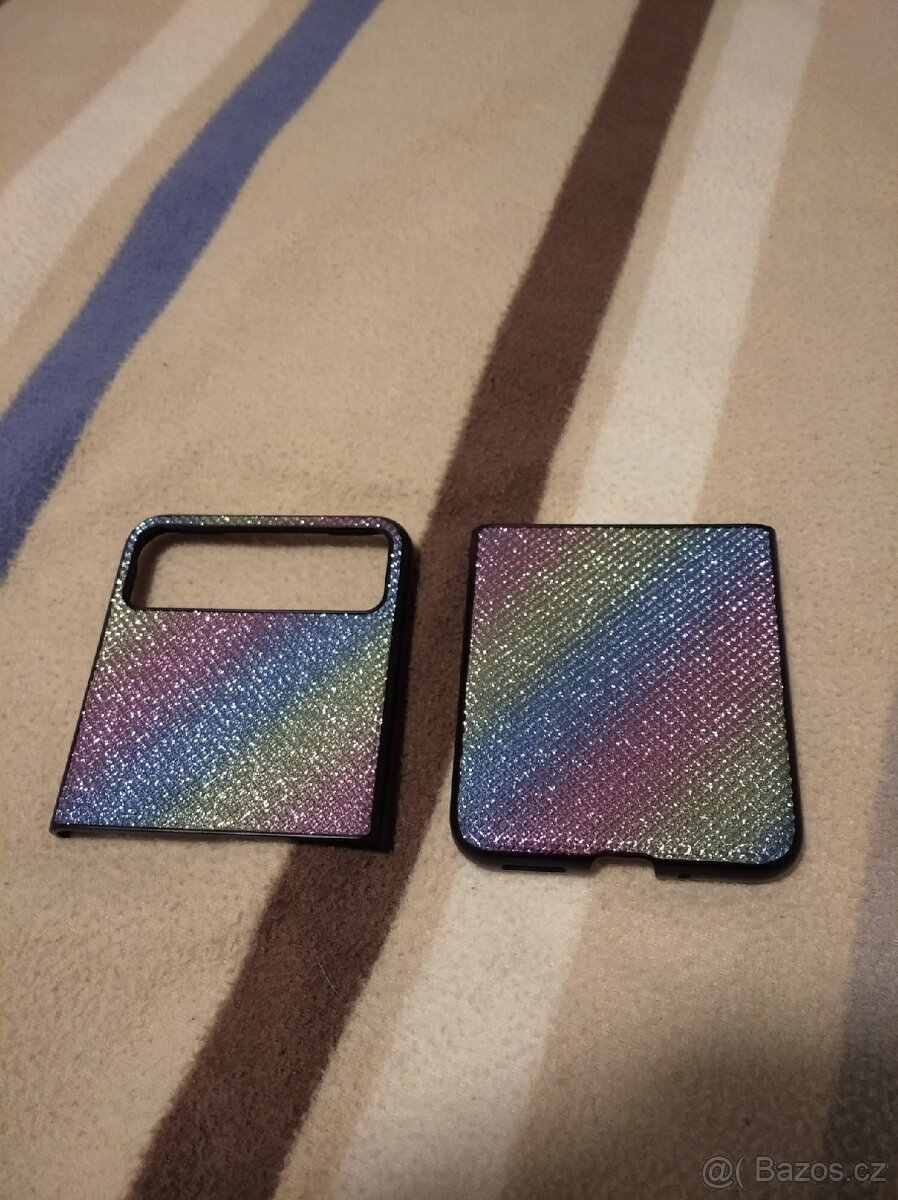 Nová Motorola RAZR 40 - 5