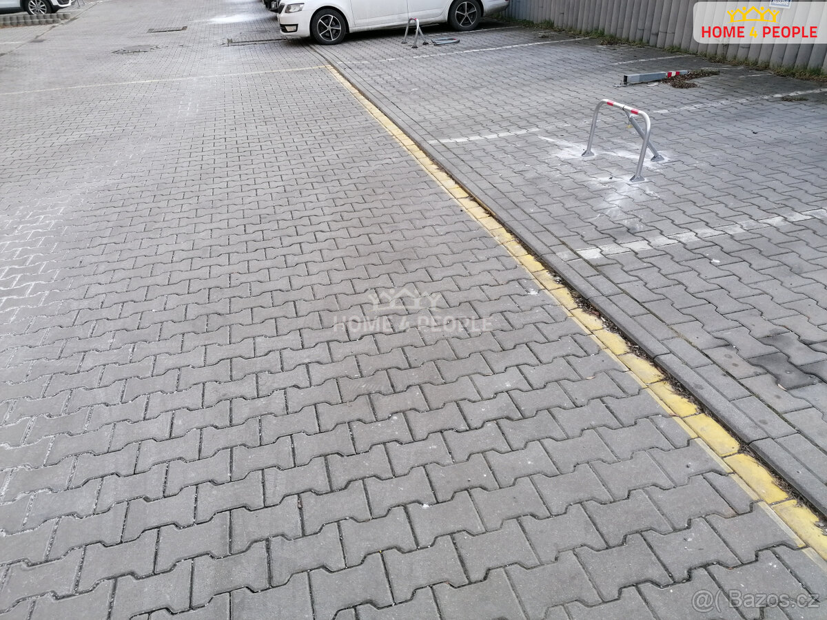 Prodej parkovacího stání - 5