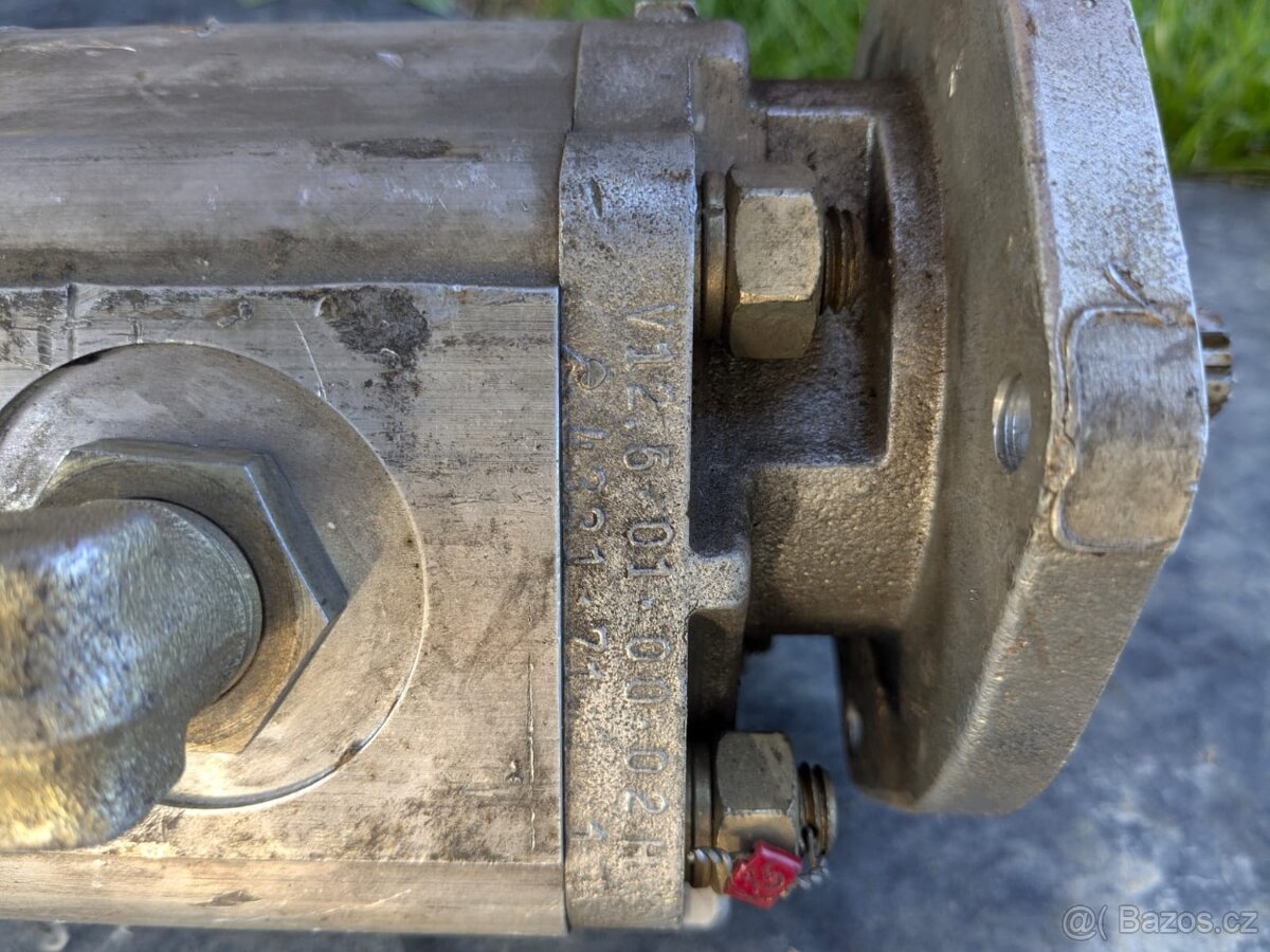 Čerpadlo jihostroj zetor desta - 5