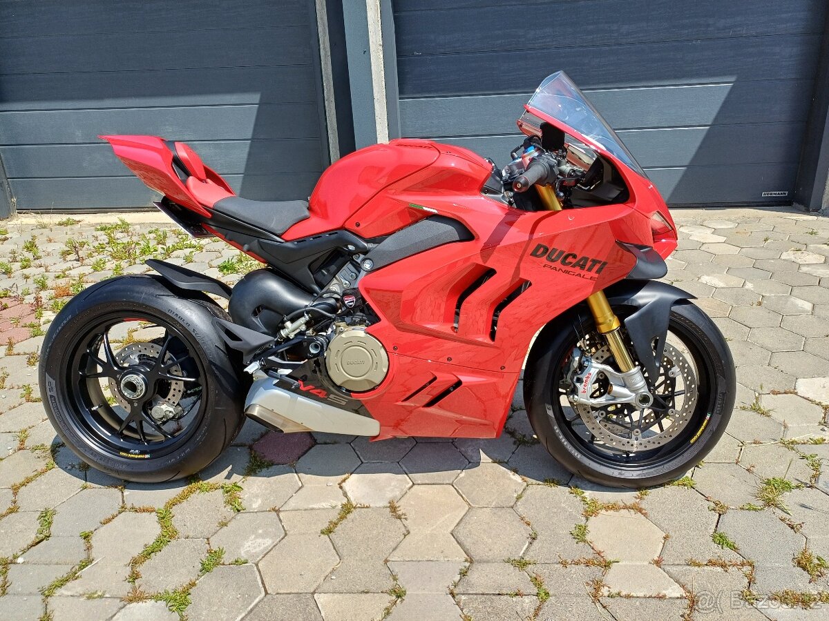 Ducati Panigale V4S stav novej motorky 3700 km - 5
