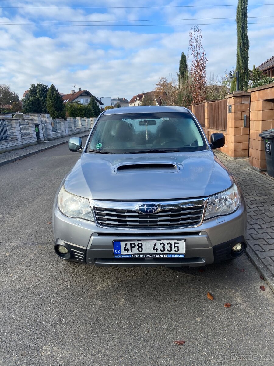 Subaru Forester 108 kW diesel 158 tis km 95 tisíc Kč - 5