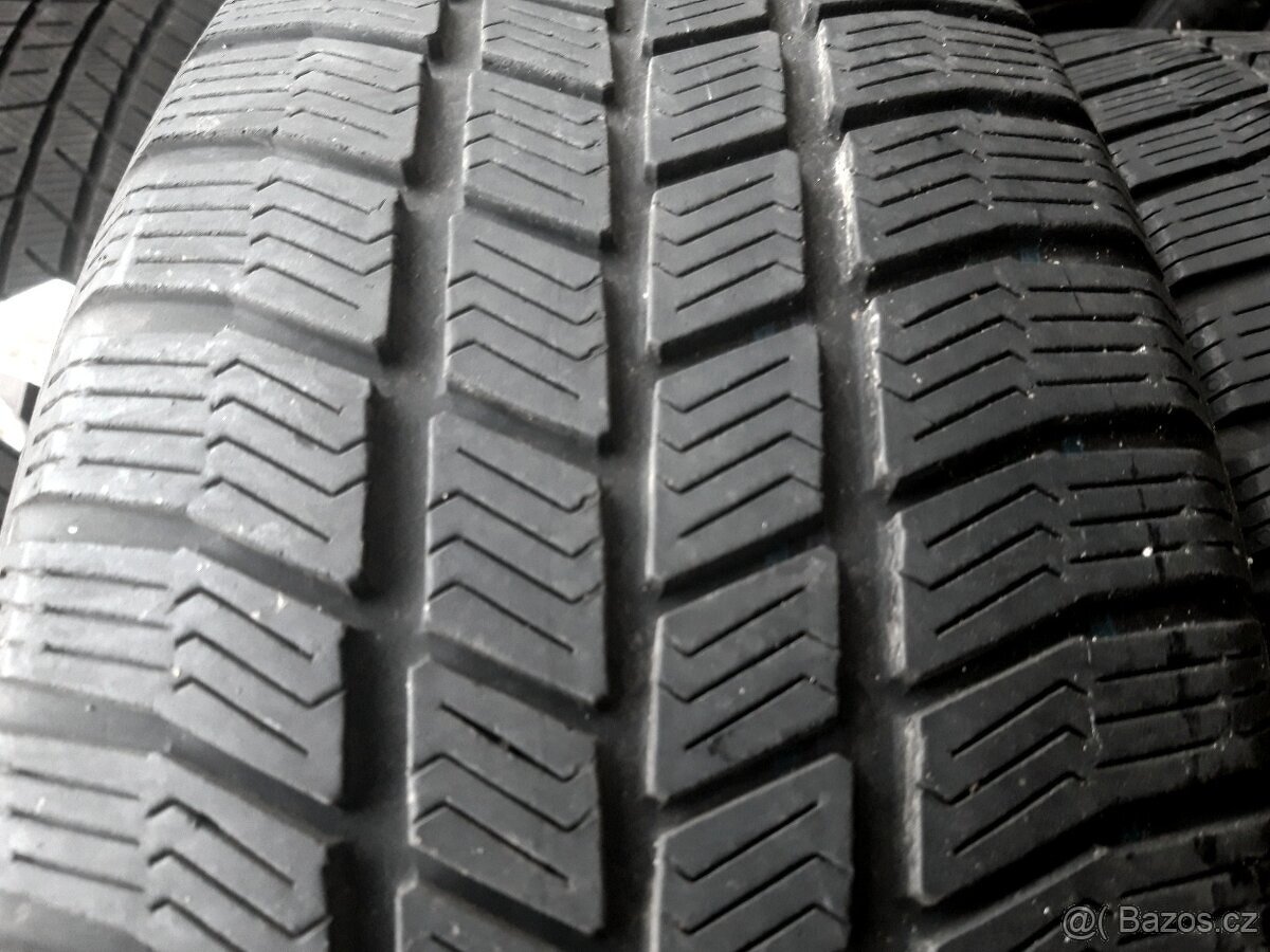 Sady nebo 2ks zimních pneu 205/60 R16: - 5