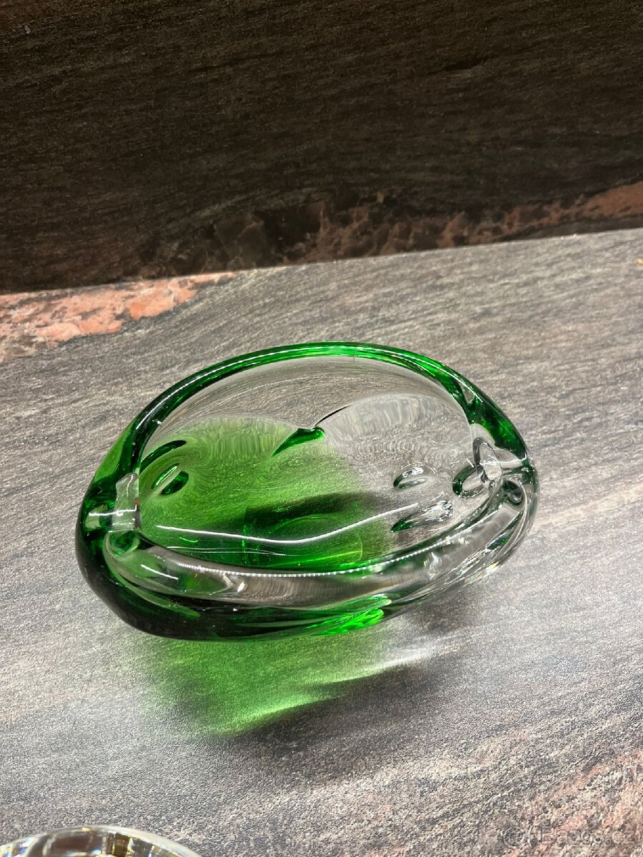 Popelníky hutní sklo - 5