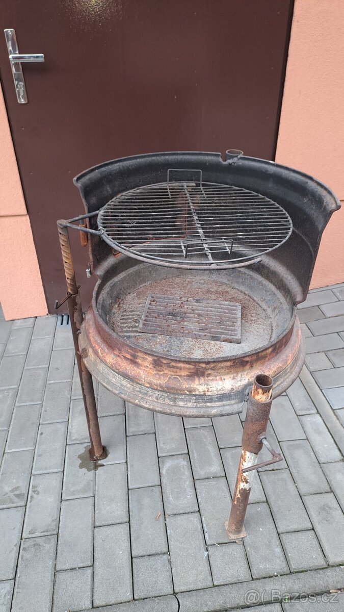 Kotlík, ohniště, gril - 5