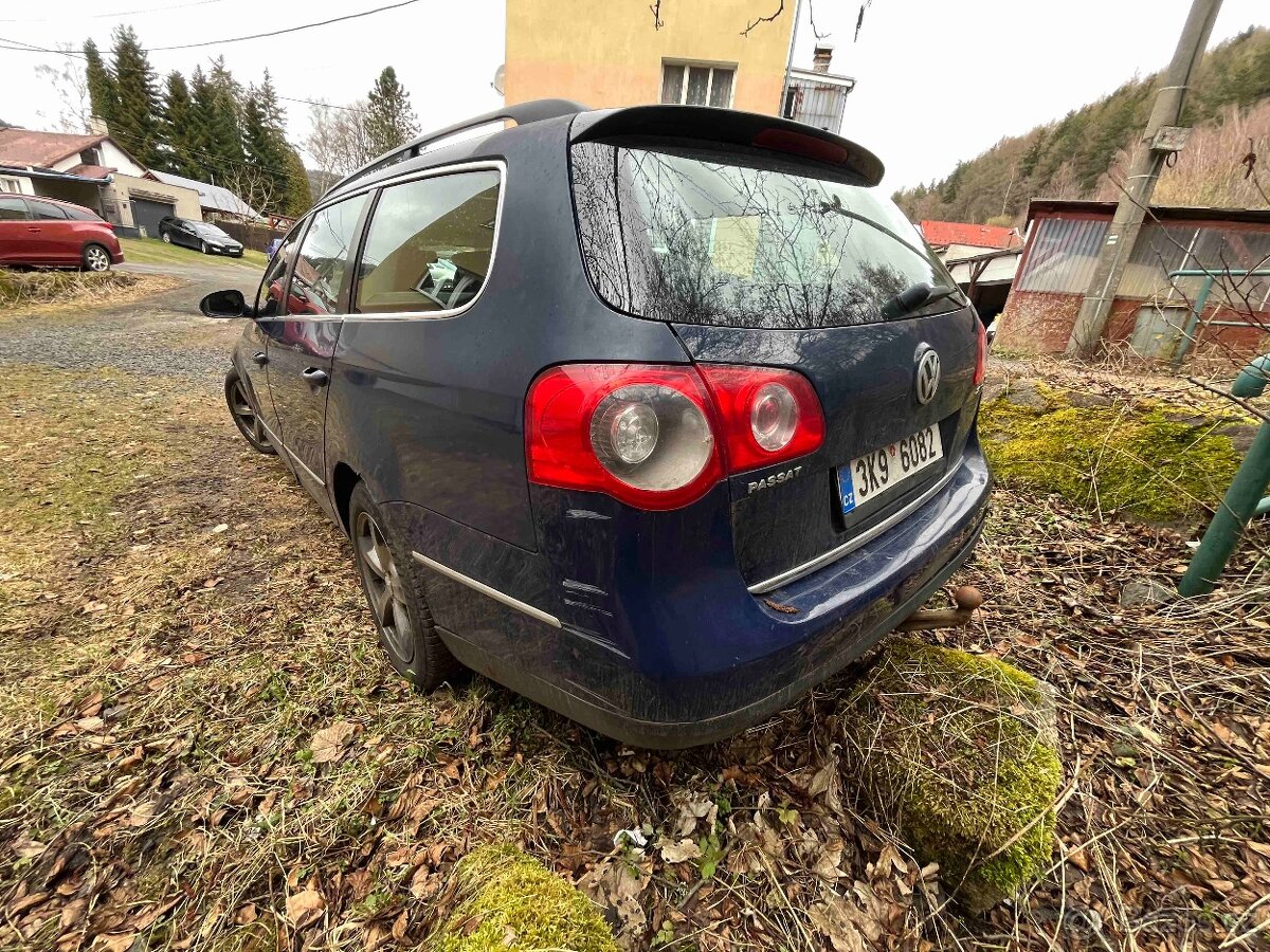 Passat b6 2.0 TDI r.2007 - 5