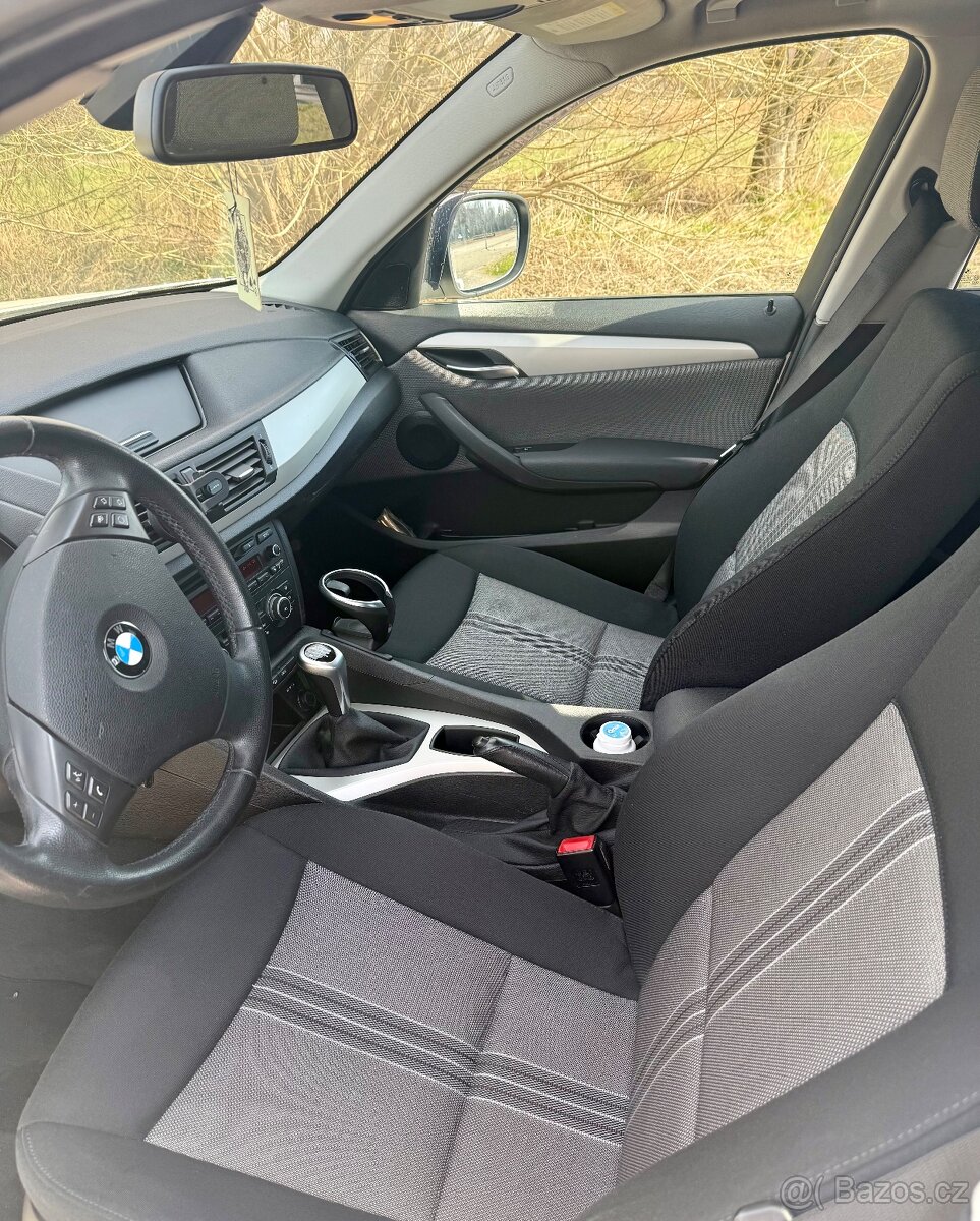 Bmw x1 xdrive 18D - 5