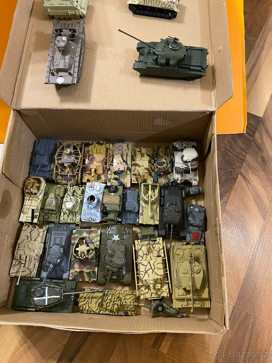 Sbírka modelů tanků a bojové techniky - 5
