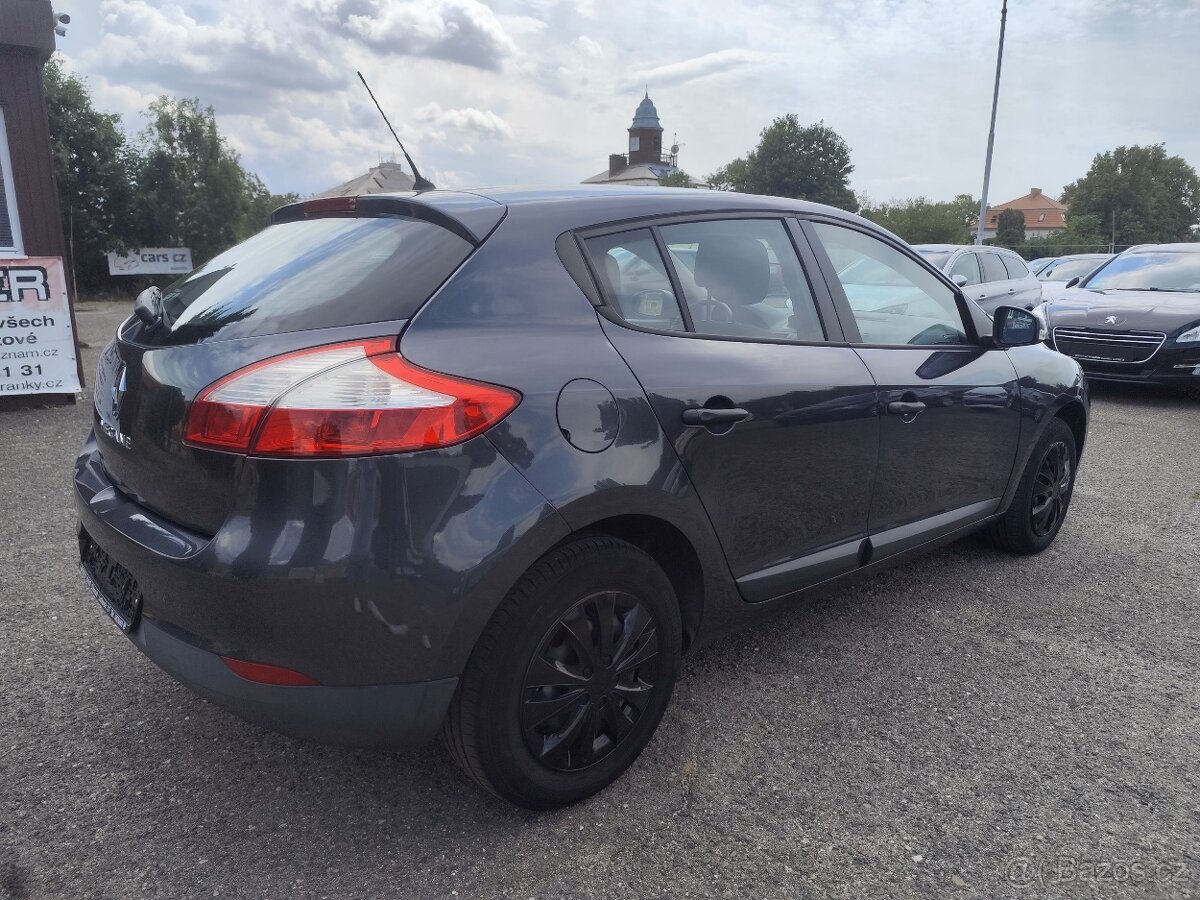 Renault Megane 1.6,16V,74kw.R.V.11/2012.STK Nová.Km 120 500 - 5
