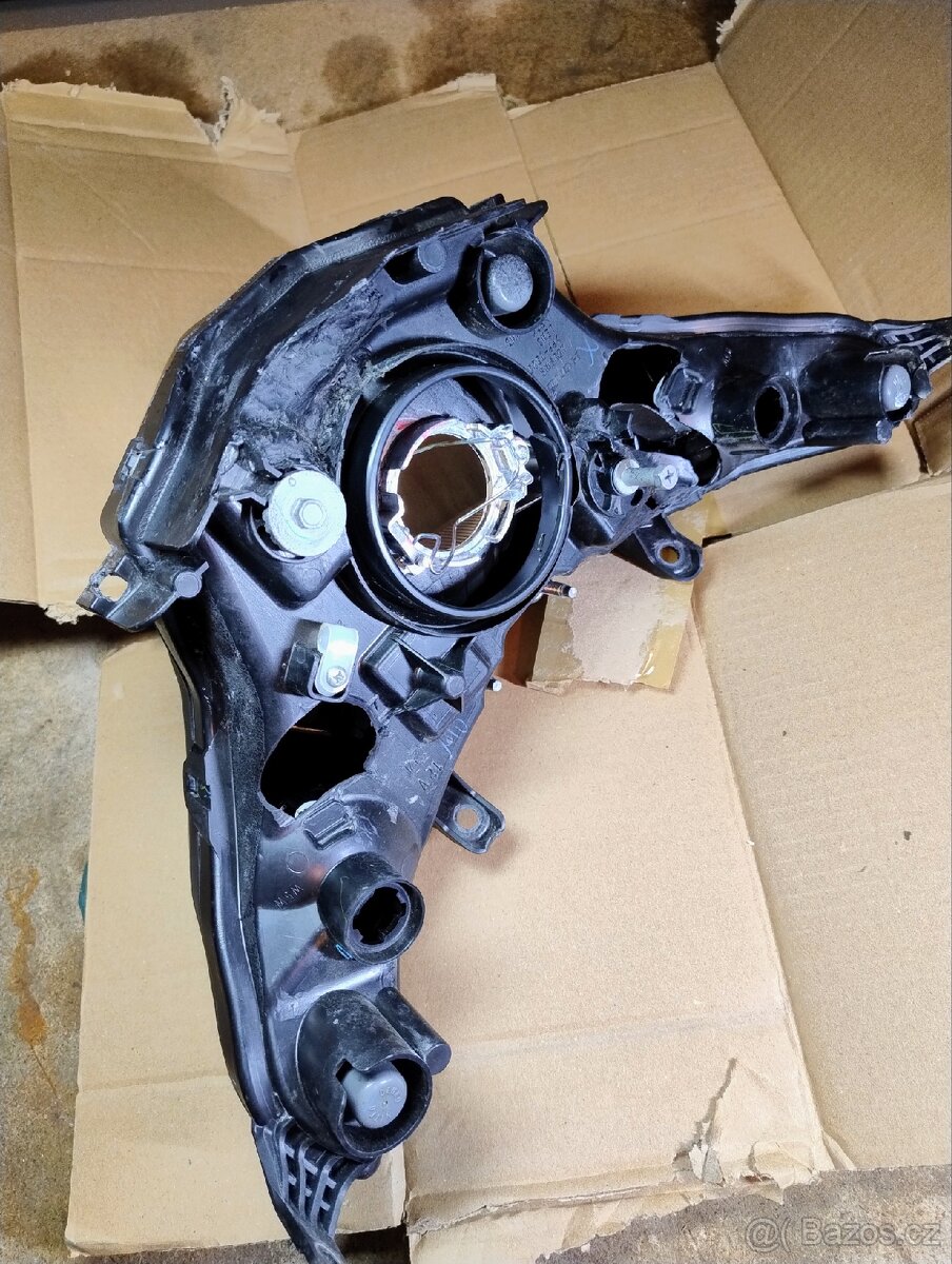 Díly na hondu cbr 125r rok 2013 - 5