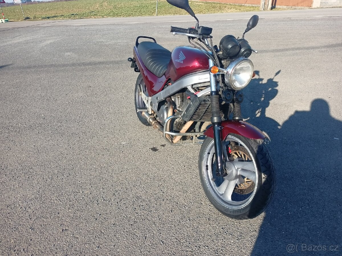 Honda NTV REVERE 650ccm - 5