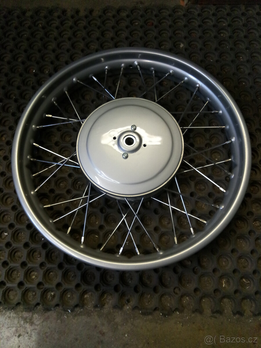 BMW R 26 nába a kolo - 5