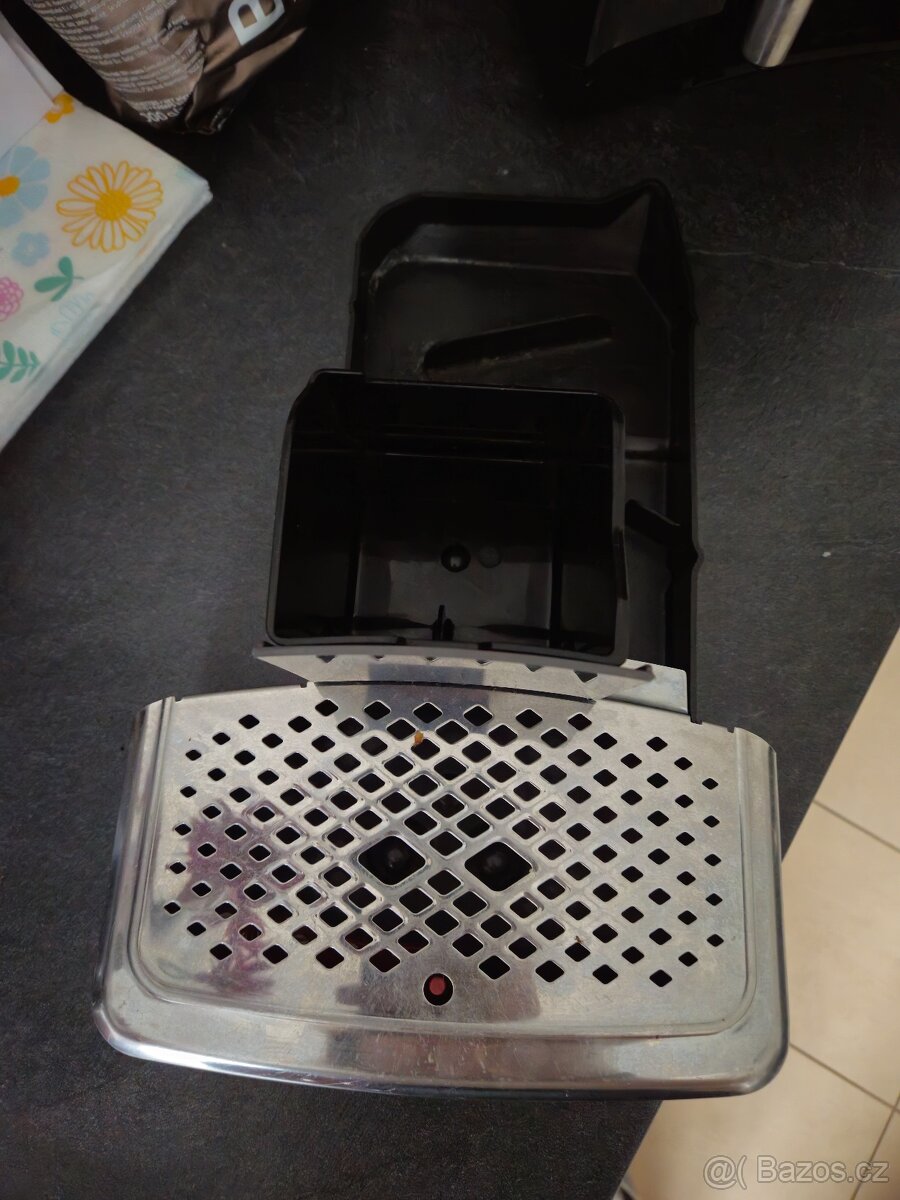 Kávovar Philips 2200 - 5