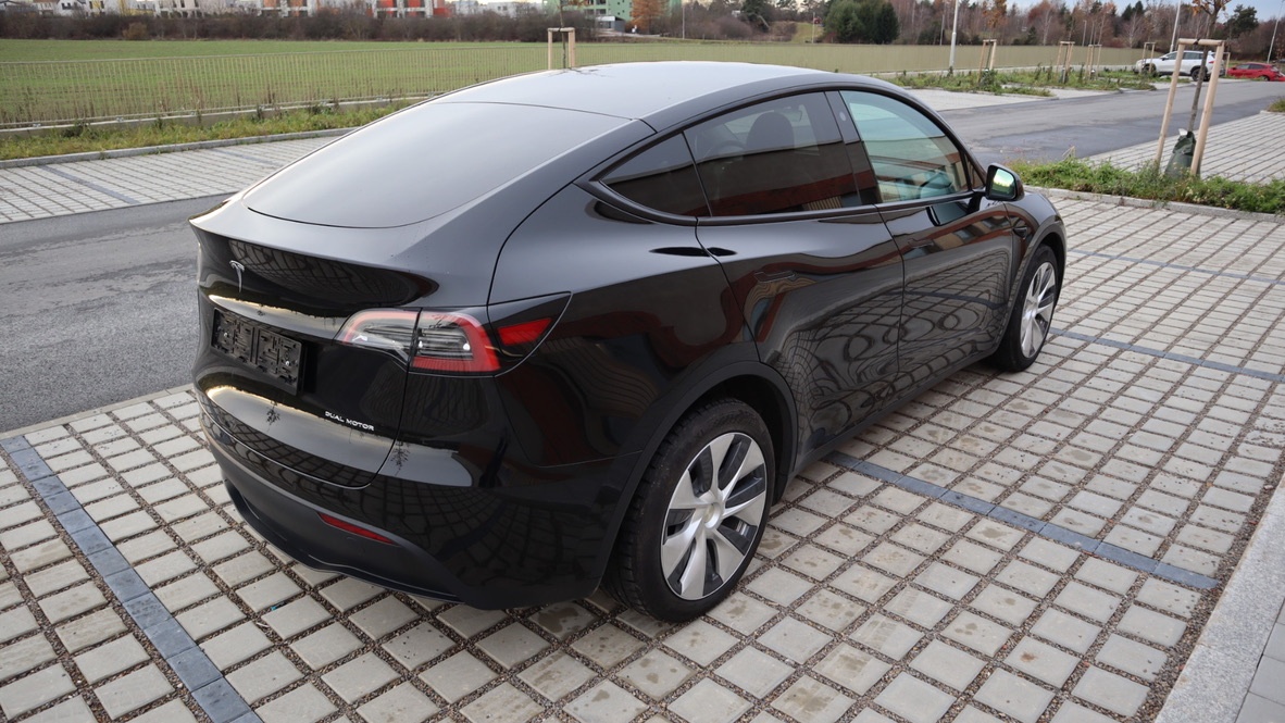 Tesla Model Y, Long Range 4WD, SoH 93.4% - 5