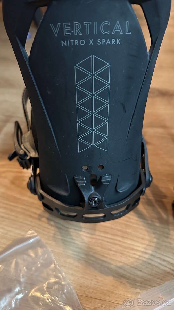 Nitro vázání na splitboard Vertical ST Black x Spark 22/23 - 5