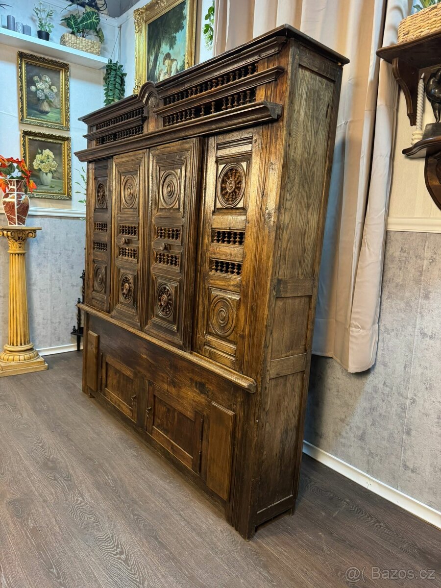 Bretonský kabinet s věšákem (142026) - 5