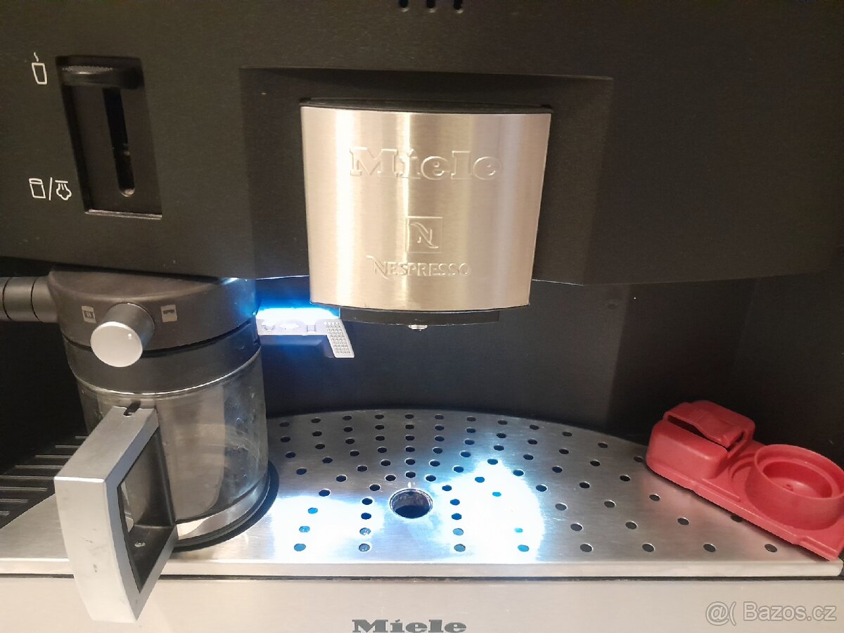 Kávovar Miele CVA-3650 Nespresso - 5