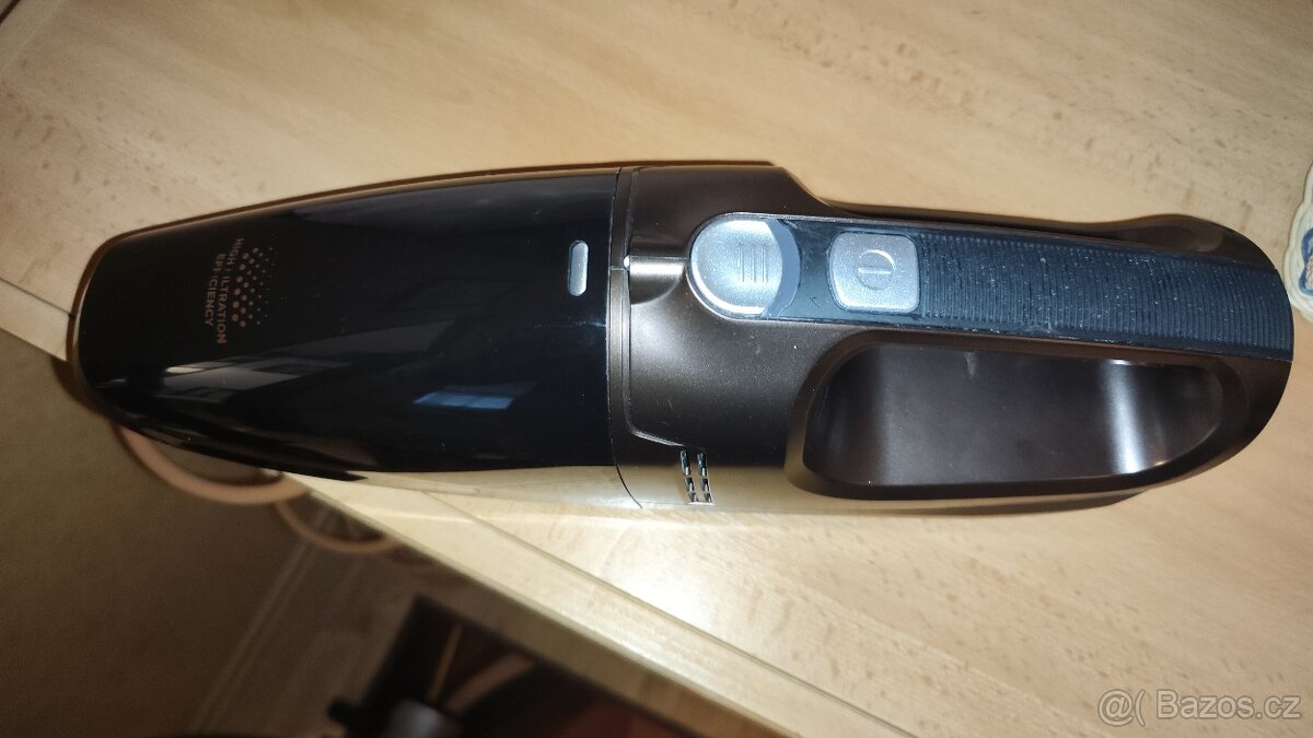 Bateriový tyčový vysavač CONCEPT - 5