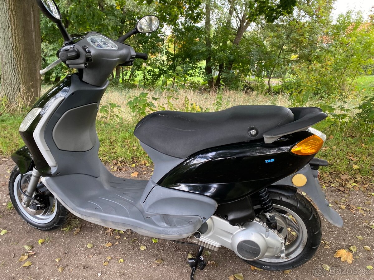 Piaggio Fly 125 - 5