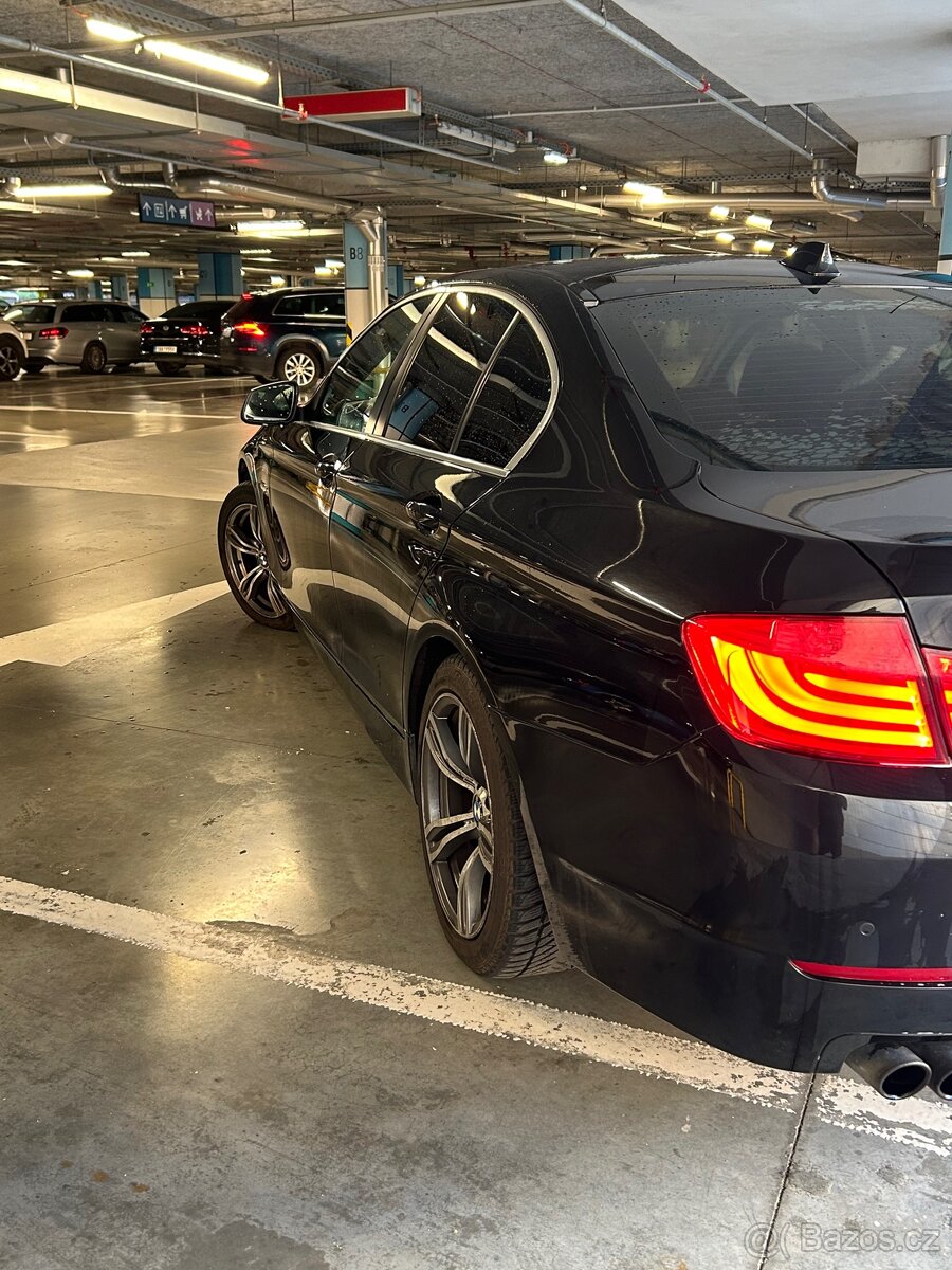 BMW F10 520 - 5